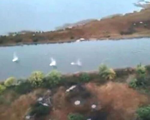 A vivid video has been published showing how the Ar med Forces chase the Russians down the river, and they lose their loved ones out of fear